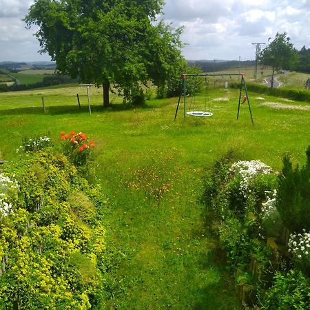 Urlaub Mit Hund Auf Dem Bauernhof Hofswald Euscheid Exterior foto